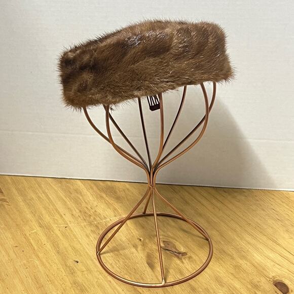 Vintage Pillbox Hat - Picture 1 of 7